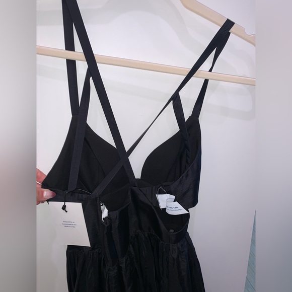 Custom size 0 Fame and Partners formal gown - Picture 2 of 8